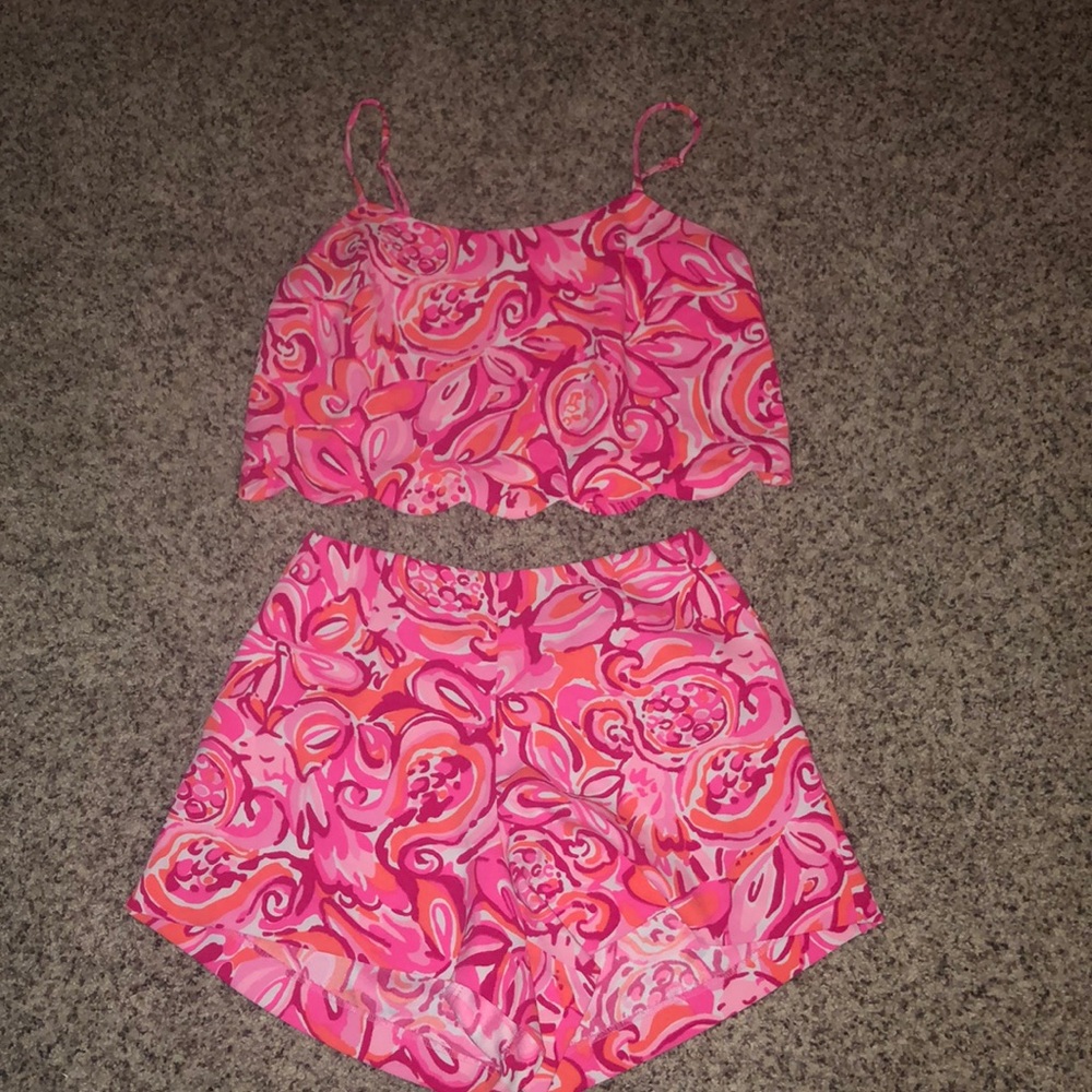 Two piece set